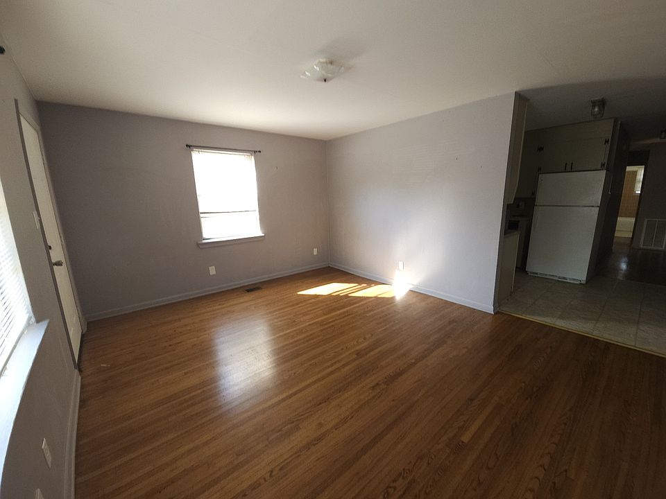 1st image of 3506 W Capitol Ave