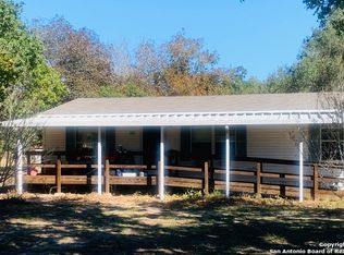 3807 New Mathis Rd, Elmendorf, TX 78112