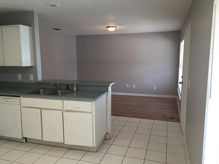 1702 Palmetto Ct — Photo 29