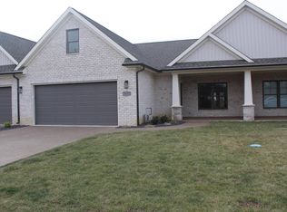 3075 White Oak Trl, Newburgh, IN 47630