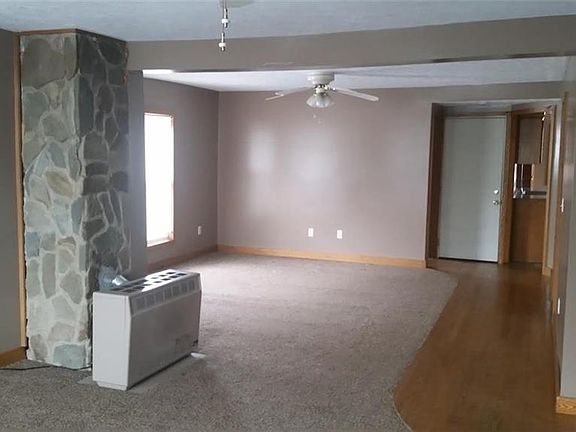 2nd image of 92 Elm St