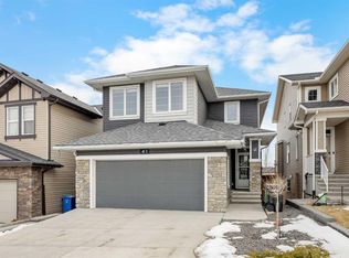 41 W Sherview Point NW, Calgary, AB T3R 0Y6