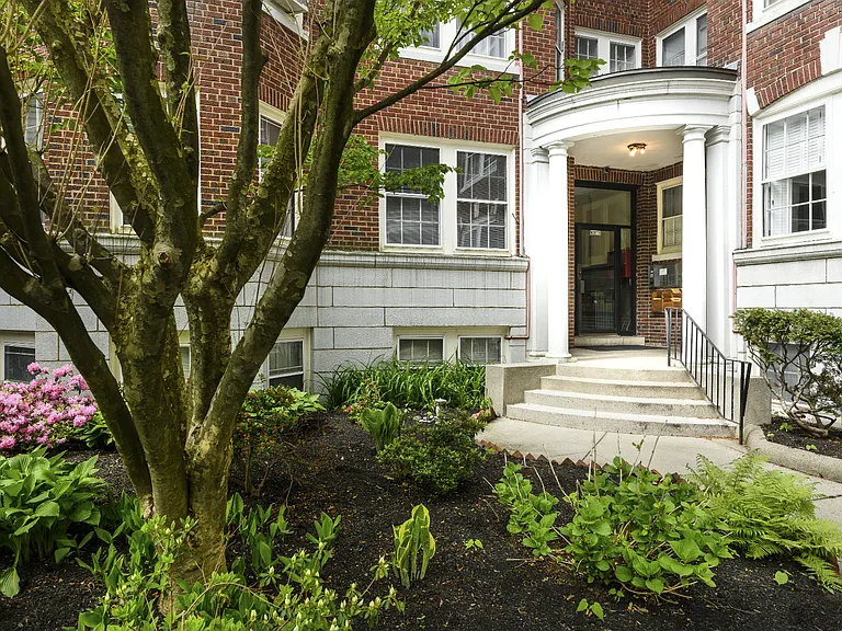 41 Bowdoin St #34 — Photo 10
