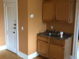 17 Granite St APT 3, Worcester, MA 01604