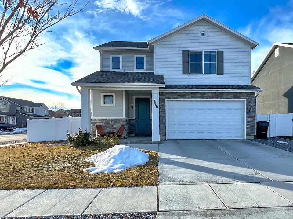 Front yard and front of house