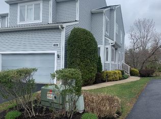 1304 Champlain Dr, Voorhees, NJ 08043