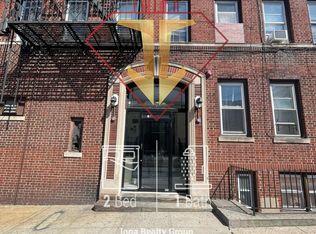 155 W 29th St APT 301, Bayonne, NJ 07002
