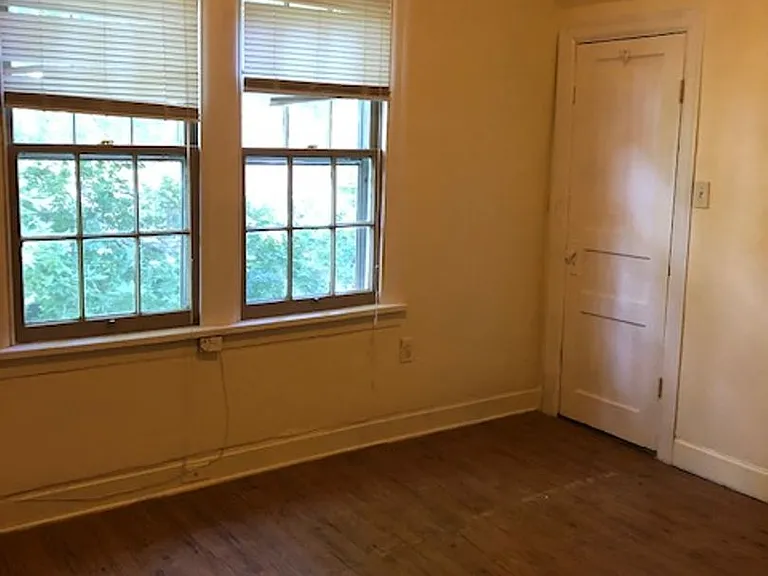 766 Oakdell Ave — Photo 9
