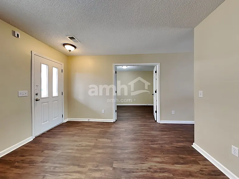 304 Southport Dr — Photo 6