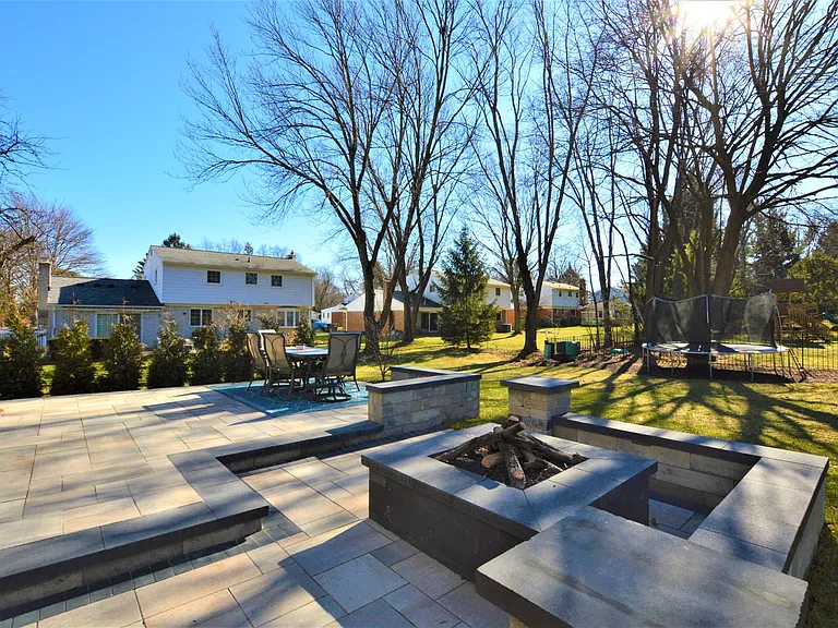42215 Ladywood Dr — Photo 10