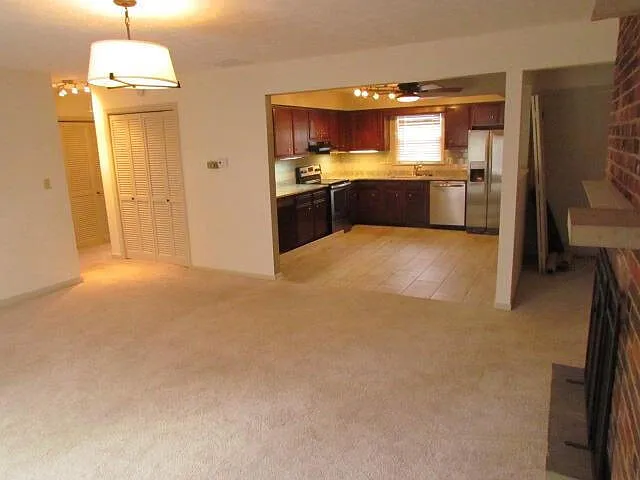 3375 Moundview Ct #B — Photo 3
