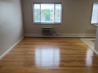 5551 Centre Ave APT 209, Pittsburgh, PA 15232