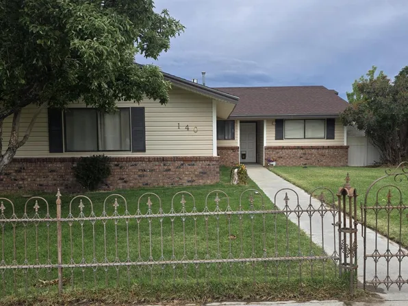 140 Aurora St, Hawthorne, NV 89415