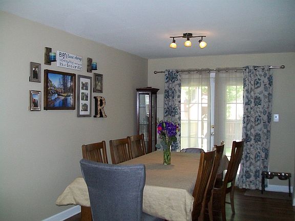 4th image of 15356 Michaele Dr