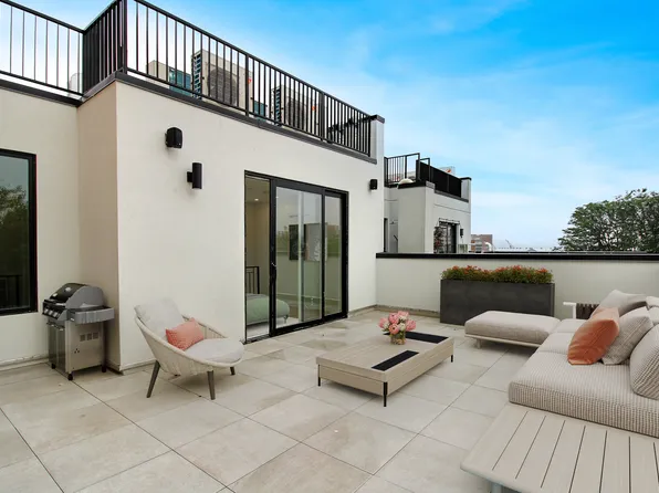 87 Carlton Avenue image 8 of 12