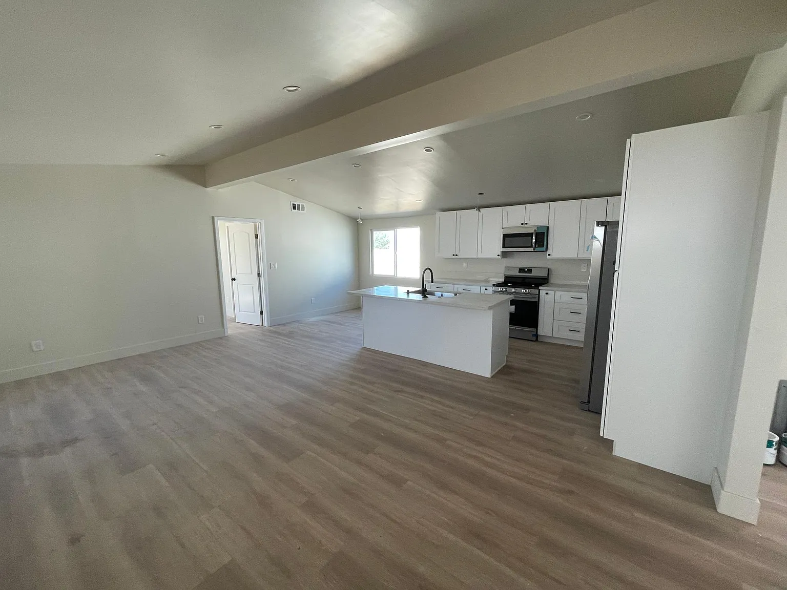 4568 W Rosamond Blvd — Photo 2