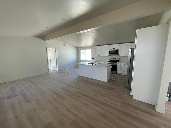 2nd image of 4568 W Rosamond Blvd #10
