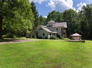 249 Peterson Rd, Pomfret Center, CT 06259