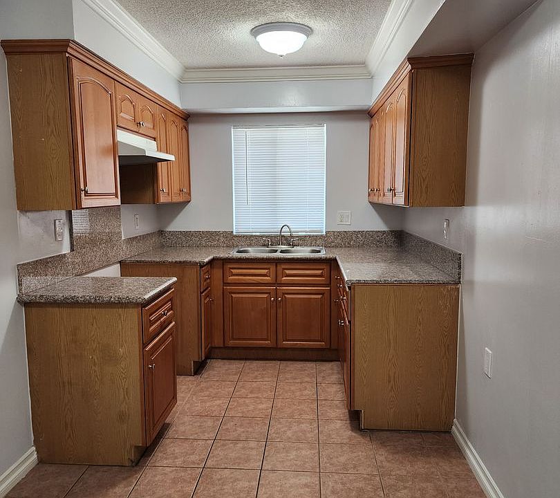 1st image of 1518 Hazelwood Ave #15184