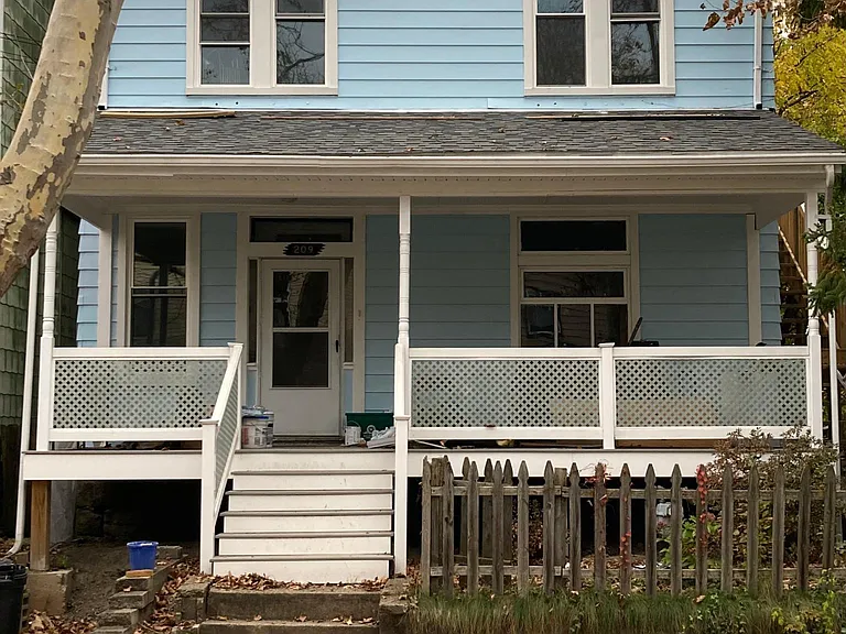 209 Franklin Ave #3 — Photo 13