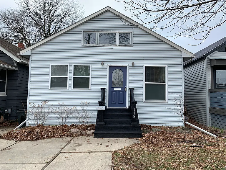 118 S Laurel St — Photo 1