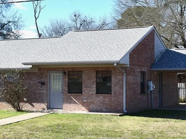 2001 Beaumont St, Jacksonville, TX 75766