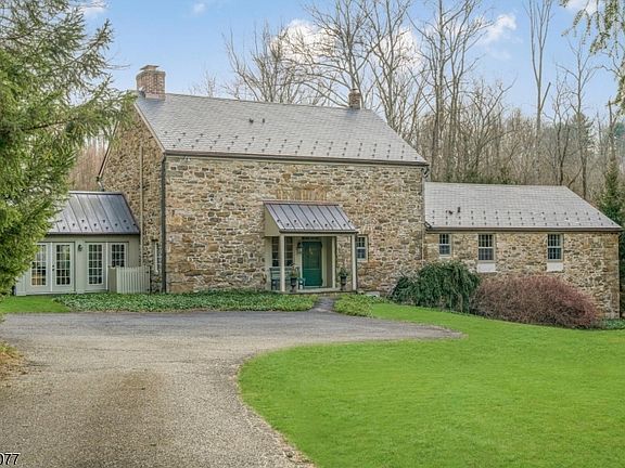 2nd image of 154 ROCKAWAY ROAD