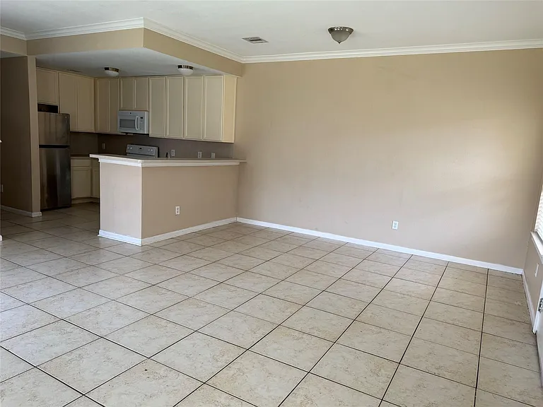 1625 Townhome Ln — Photo 5
