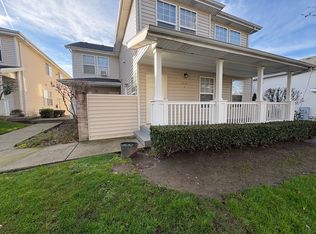 8414 NE Knott St UNIT A, Portland, OR 97220