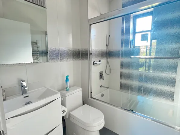 2820 Avenue Z image 7 of 16