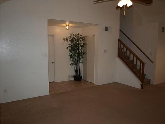 5th image of 801 Bailey Dr