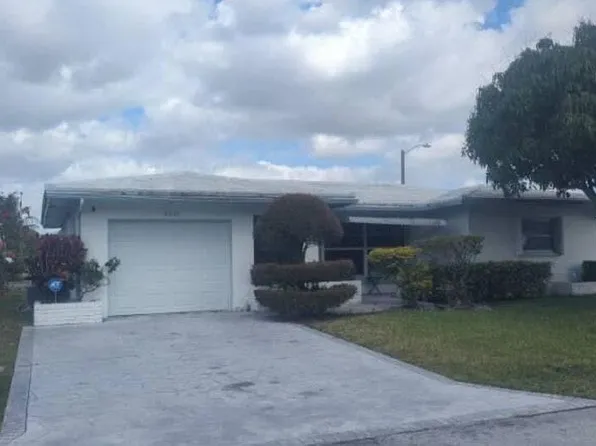 8201 NW 57th Ct, Tamarac, FL 33321