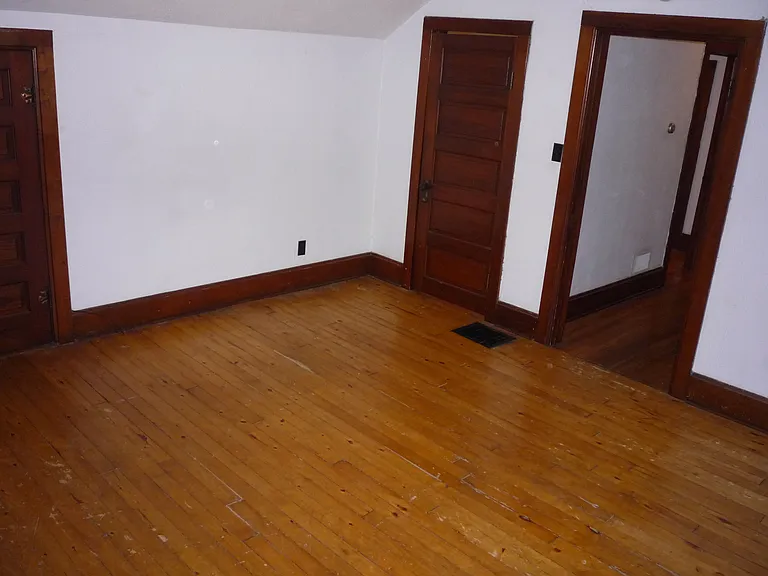 503 Oak Ave S #B — Photo 12