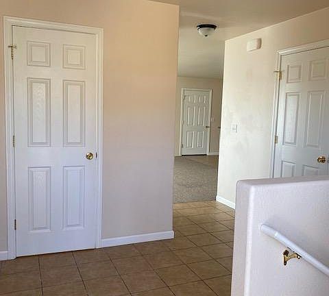 Level 1 .5 guest bathroom