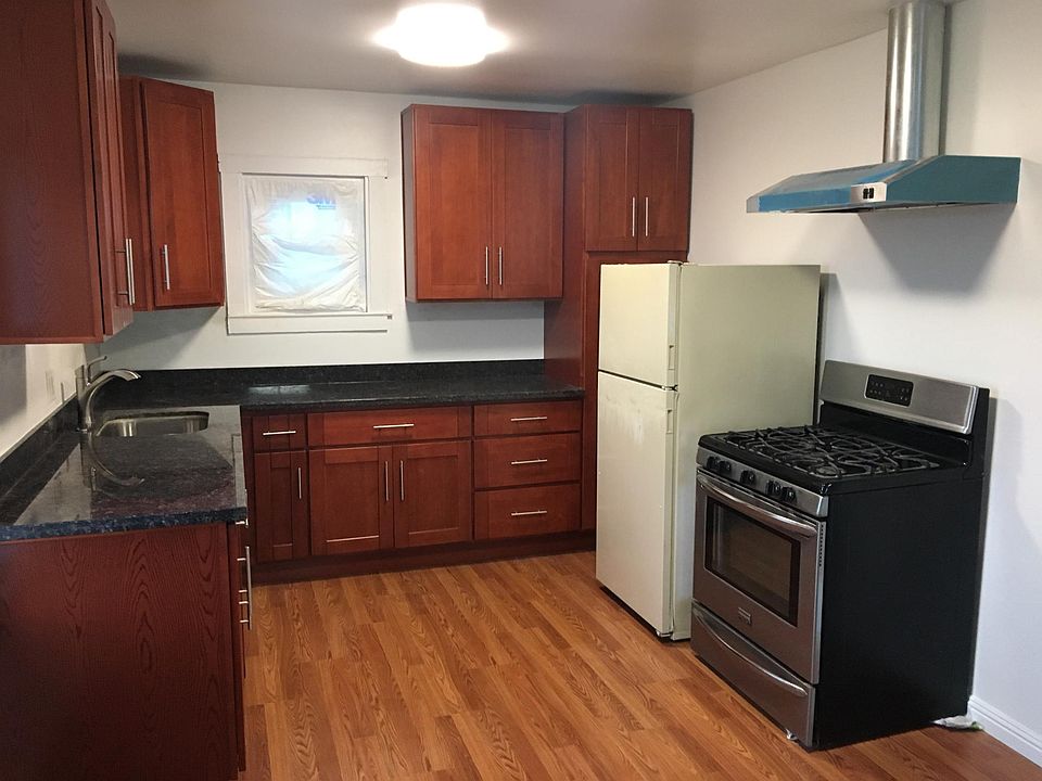 1st image of 758 6th Ave