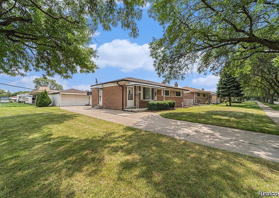 1st image of 32960 Oakview Dr
