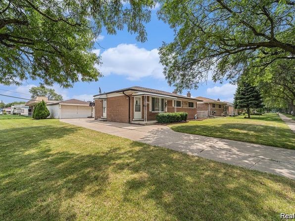 32960 Oakview Dr