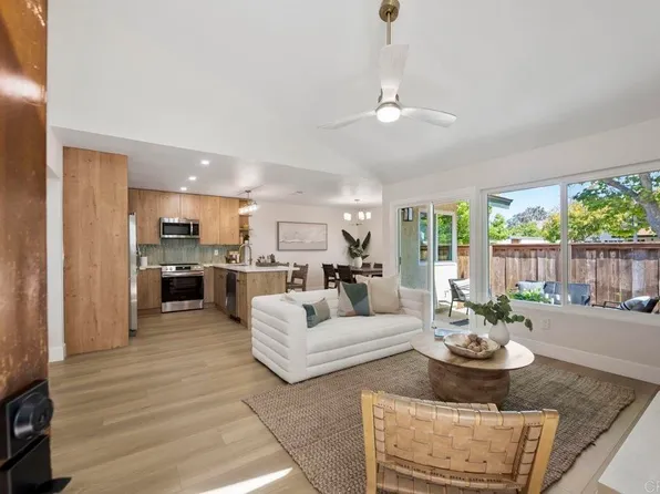 2041 Shadytree Ln, Encinitas, CA 92024