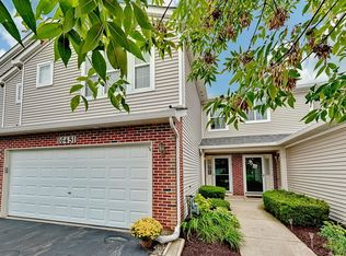 16451 Club Ct, Crest Hill, IL 60403