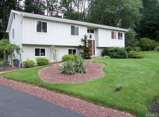 5 Alicia Ct, West Nyack, NY 10994
