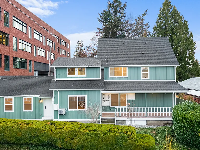 1007 Adams St SE #101 — Photo 16