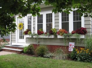 55 Lake St, Hamden, CT 06517