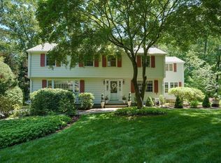15 Carter Dr, Framingham, MA 01701
