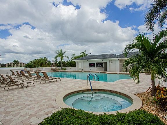 3rd image of 8066 Queen Palm Ln APT 534