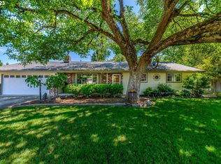 4731 Thunderbird St, Eugene, OR 97404