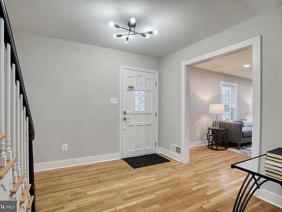 5th image of 4311 Southwood Dr