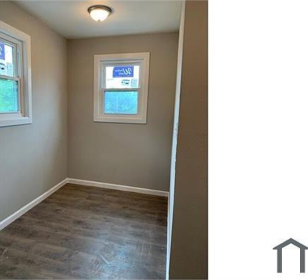 2nd image of 211 E Sterling St #1