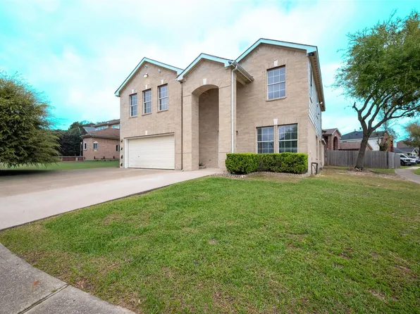 315 Remington Green Ct, Houston, TX 77073