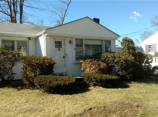 73 Mount View Dr, Cranston, RI 02920