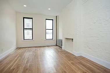 Rented by Weinstein Realty Group